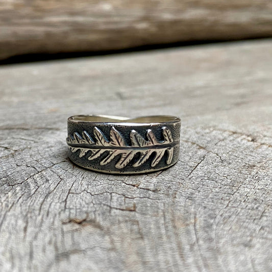 Oregon Lady Fern Ring (Made-to-size)