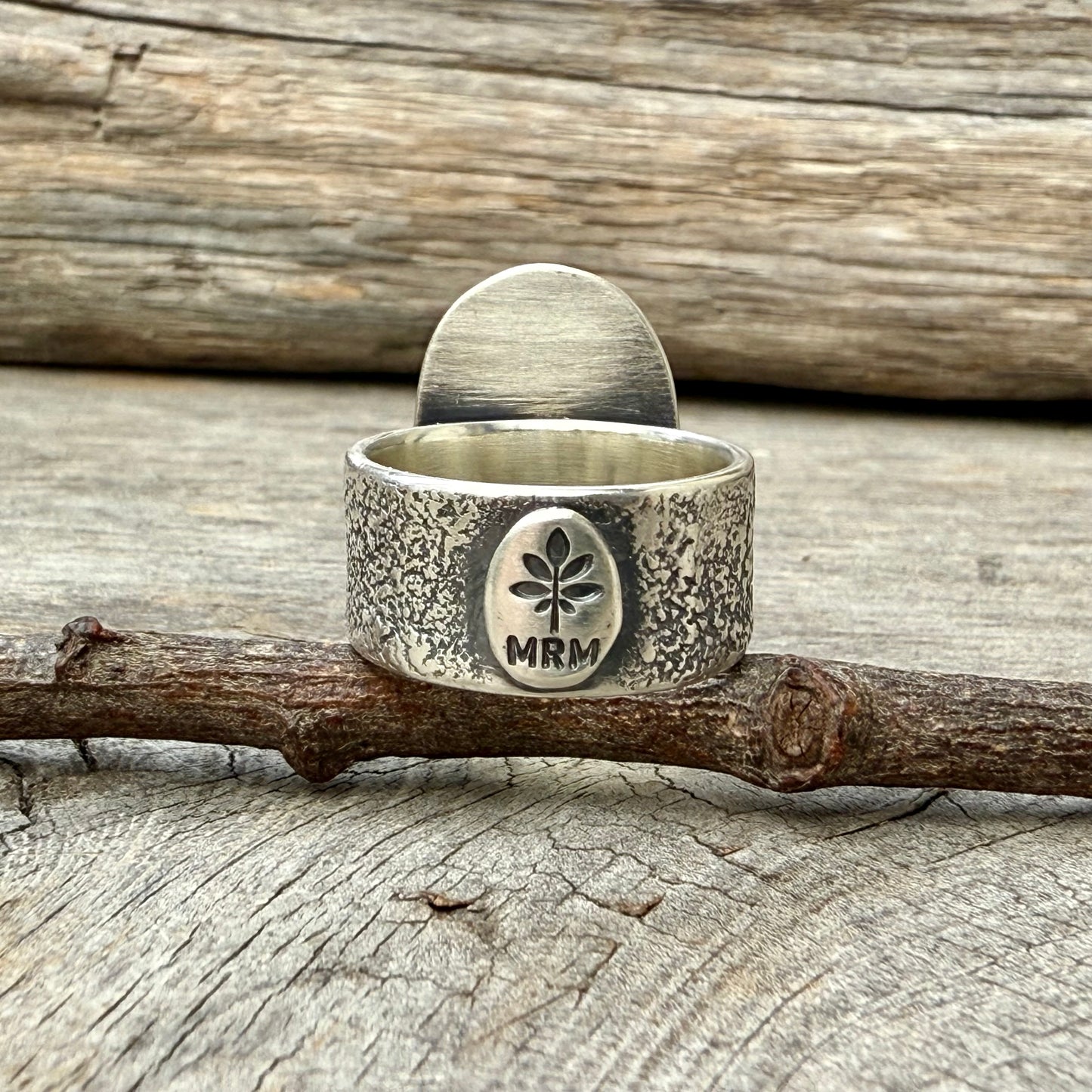 Forest Green Sea Glass Lichen Band Ring